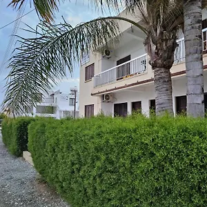 Sea מלון דירות